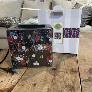 Scentsy LIFE IS BEAUTIFUL Wax Warmer New Original Box Unused RETIRED LED Lights